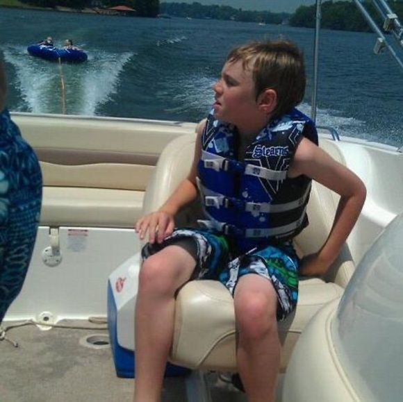 Meet your Posher, Lee - Picture 1 of 1